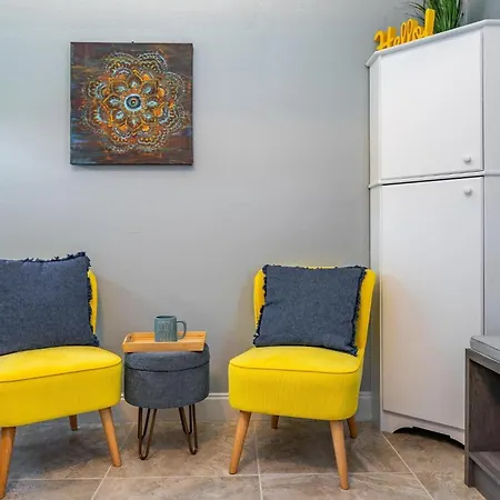 Cozy Comfy Studio With Full Sofa Bed And Kitchenette West Palm Beach Exterior photo